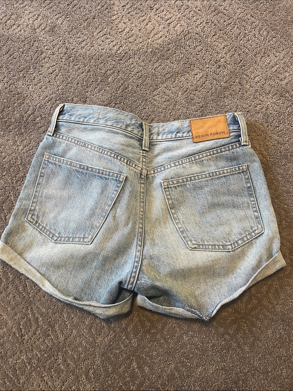 Denim Forum 90’s High Rise Short - Picture 3 of 3